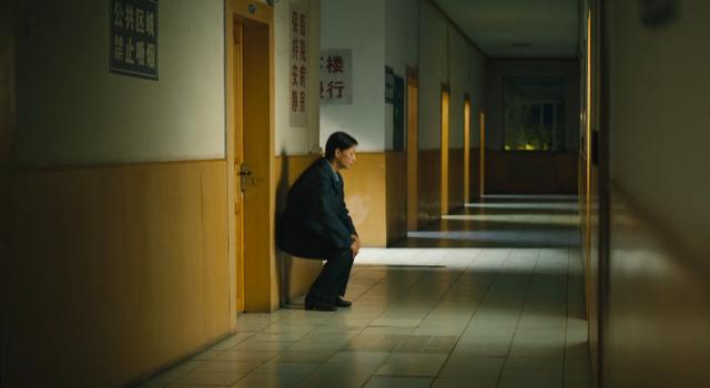 三看《人世间》才懂，强行糟蹋郑娟的骆士宾，其实对她爱得深沉(图2)
