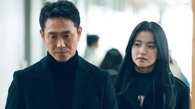 原以为都是怪力乱神鬼话连篇？《恶鬼》才播两集收视破10%！(图11)