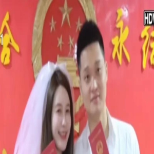 34岁张大奕官宣结婚！开300万大G满钻戒指抢镜，小腹微凸疑已怀孕